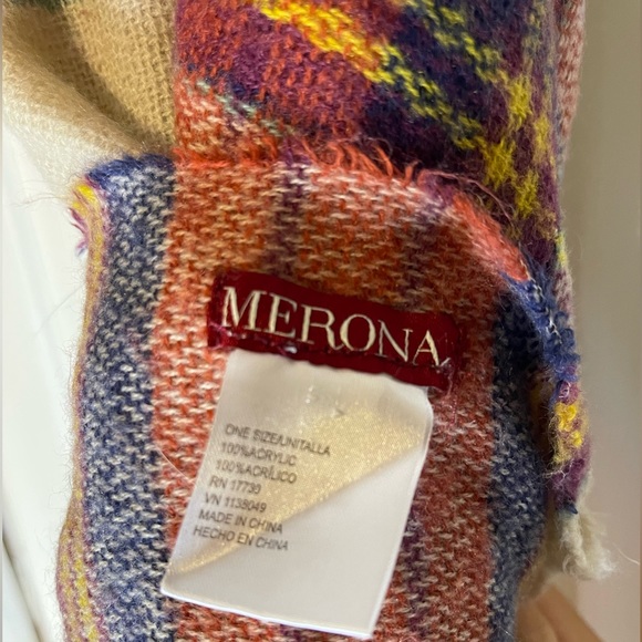 Merona Plaid Cape Shawl - Picture 2 of 3